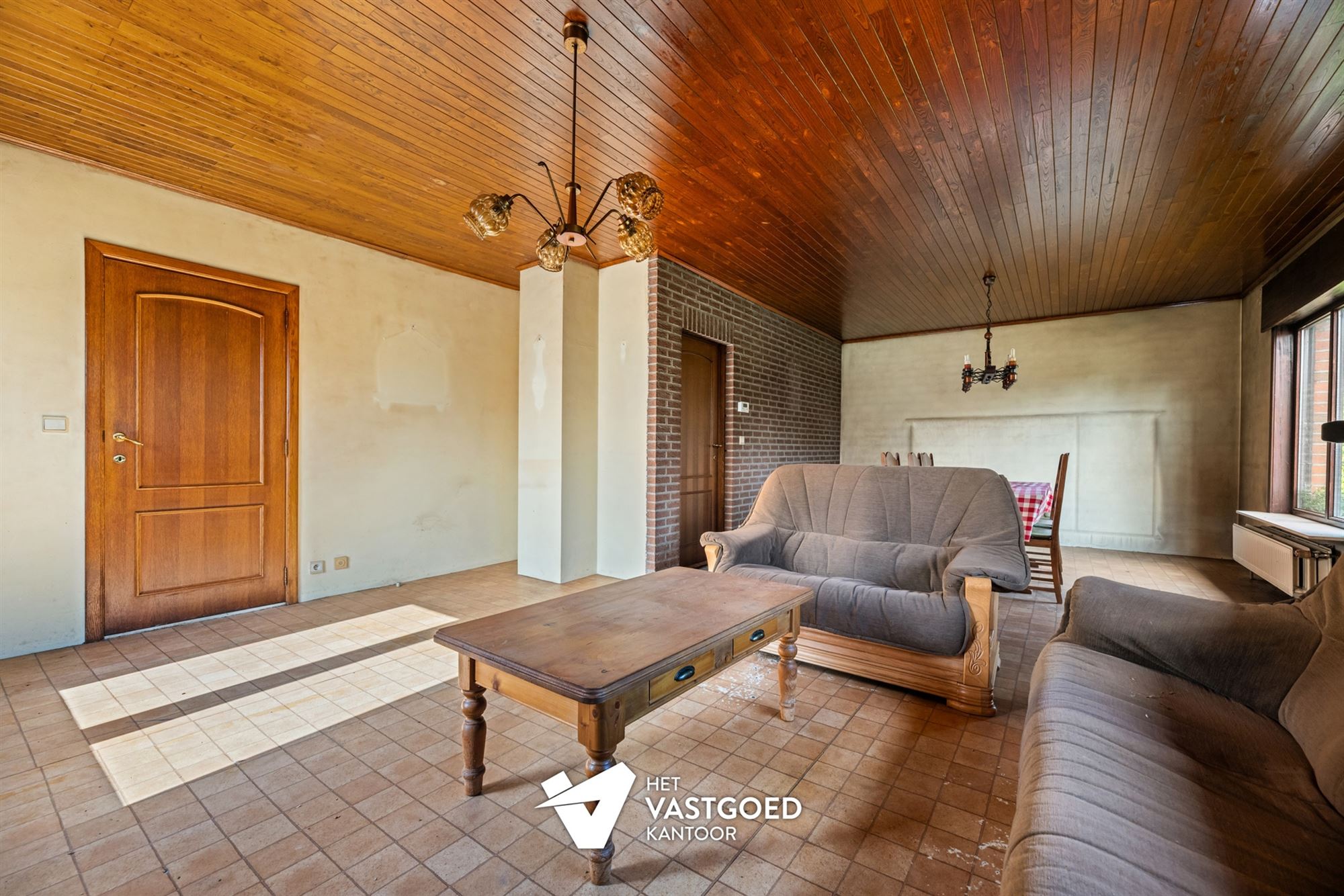 TE RENOVEREN WONING MET 3 SLAAPKAMERS RUSTIG GELEGEN OP EEN PERCEEL VAN 760M² TE LEOPOLDSBURG - foto 2