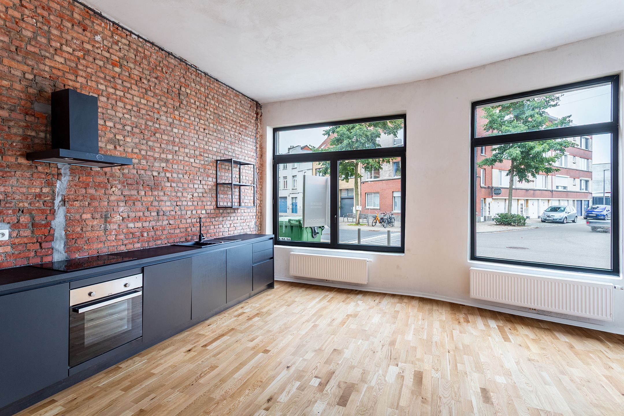 Instapklaar gelijkvloers hoekappartement met tuin en terras - foto 2