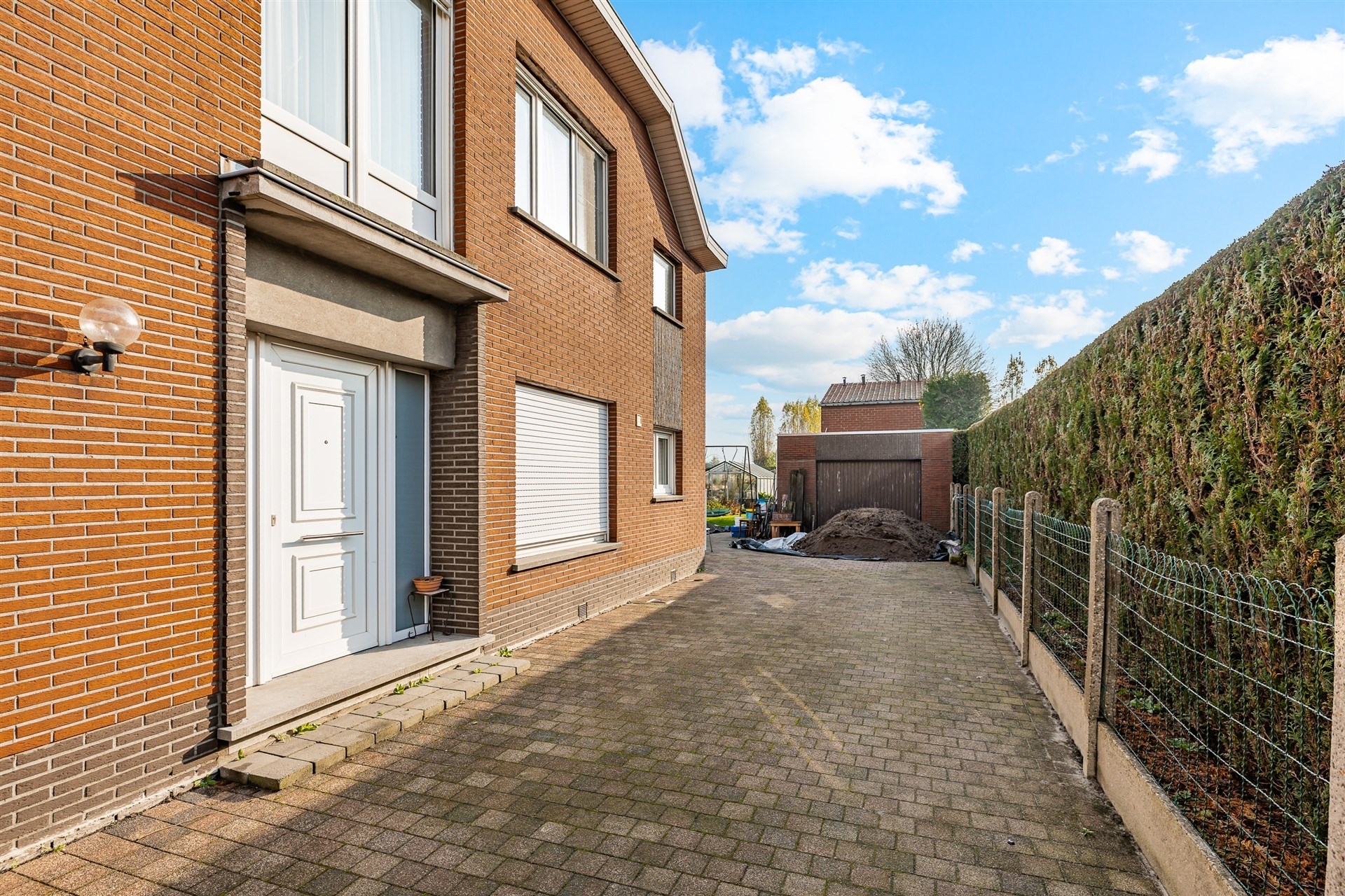 Charmante woning vlakbij centrum Oostakker. - foto 5