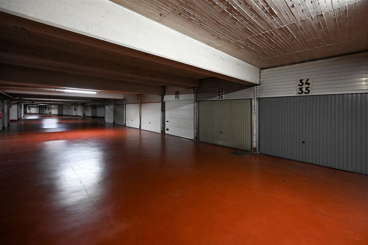 Afgesloten dubbele garagebox - foto 4