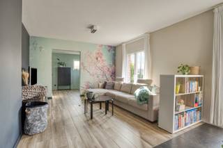 Lichtrijke energiezuinige woning met 3 slaapkamers te koop op een perceel van 12a 21ca in PaalDeze volledig gerenoveerde en instapklare...