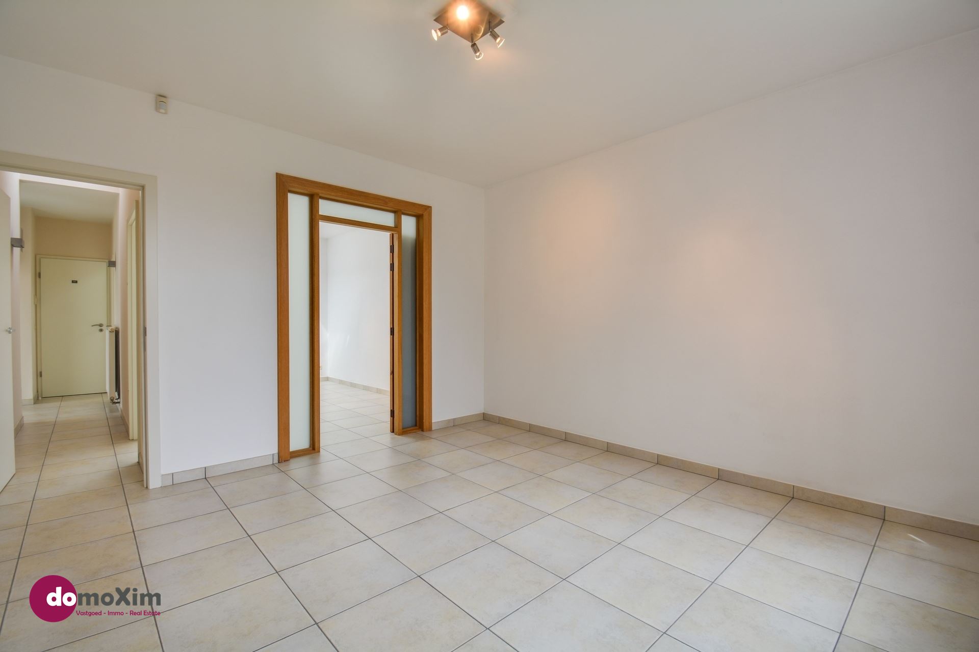 Ruime woning met kantoorruimte in het centrum van Hever - foto 5