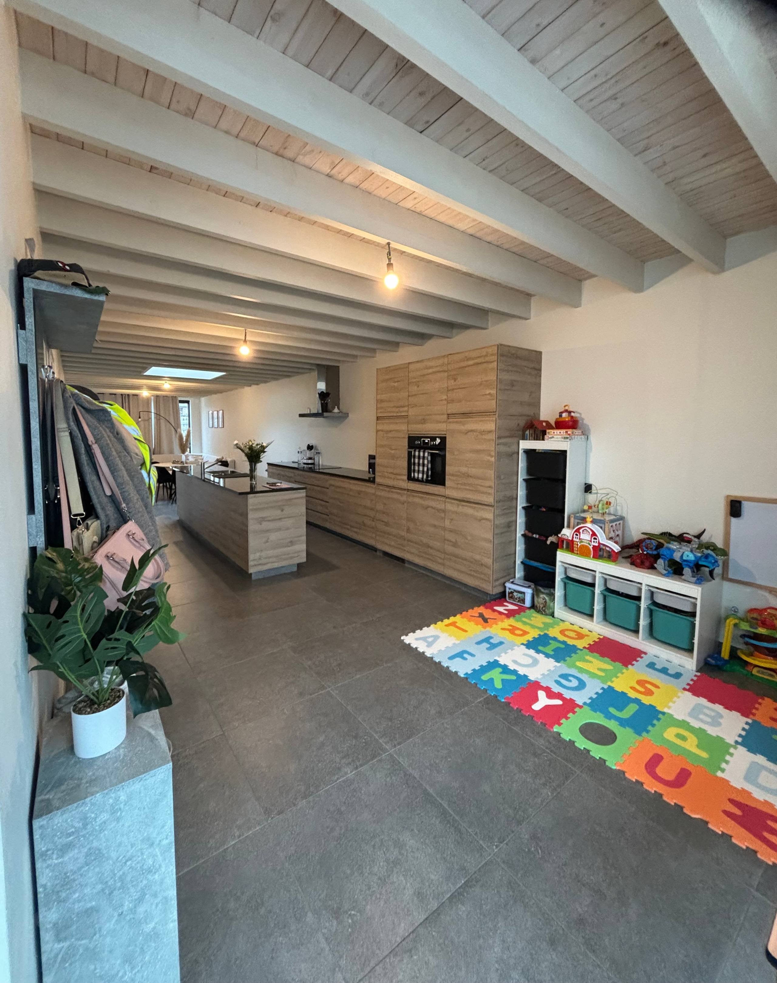 Prachtig gerenoveerde woning met 3 slaapkamers te Geluwe - foto 4