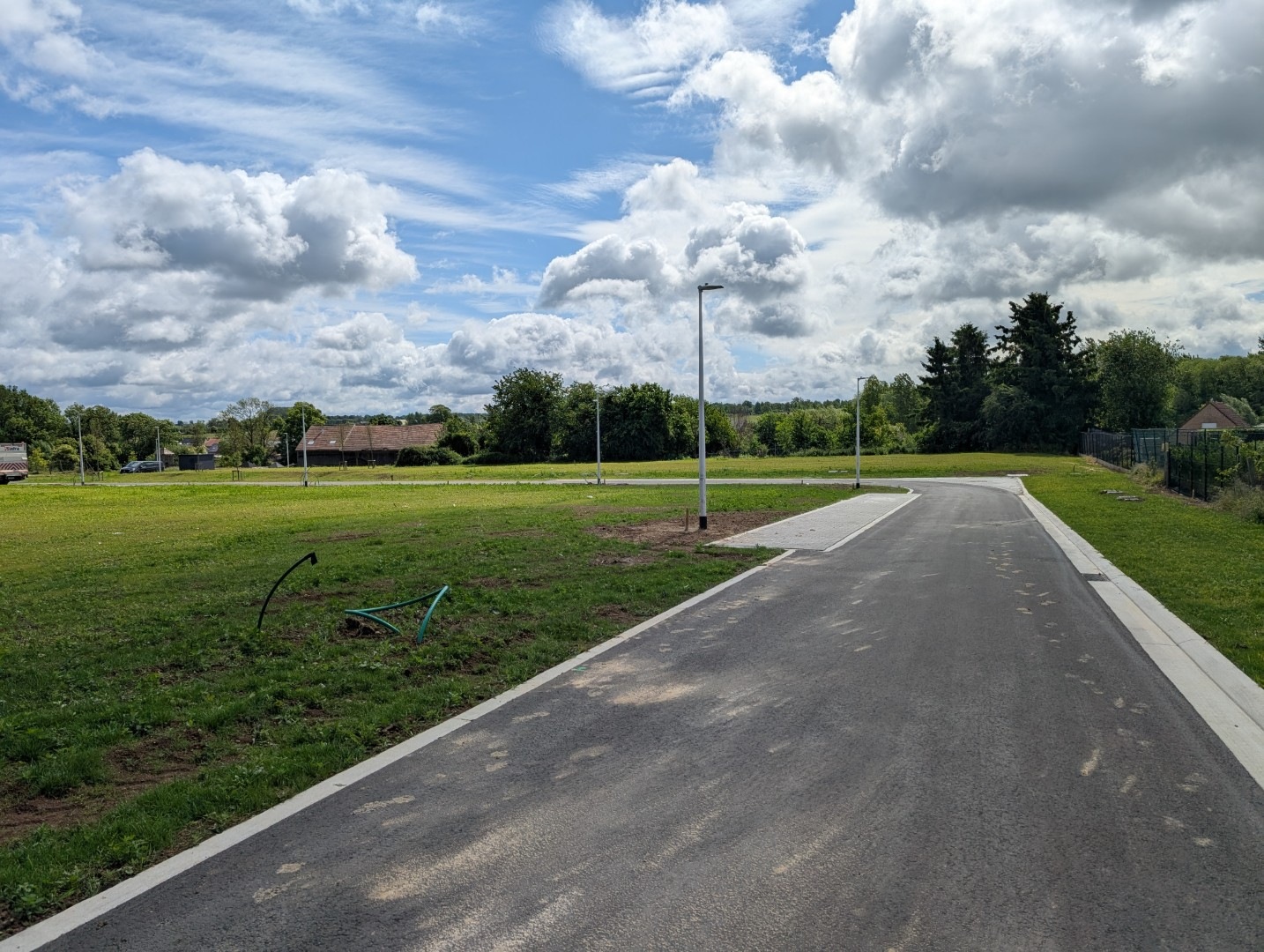 Land for sale in Heers - photo 1