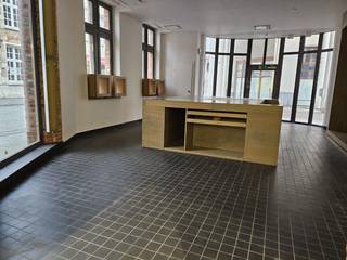 Commercial for sale in Bruges