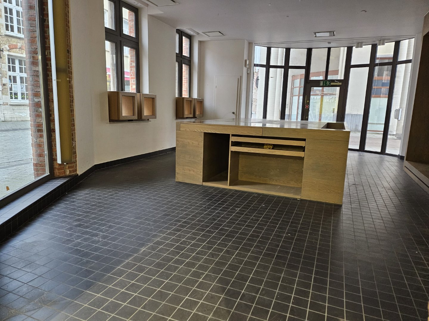 Commercial for sale in Bruges - photo 3