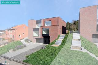 VOLLEDIG AFGEWERKTE EN GESCHILDERDE NIEUWBOUWWONING (EPB E10) MET 3 SLAAPKAMERS, 2 BADKAMERS, 2 GARAGES, KELDER EN AANGELEGDE TUIN IN WERM*** Bekijkt...