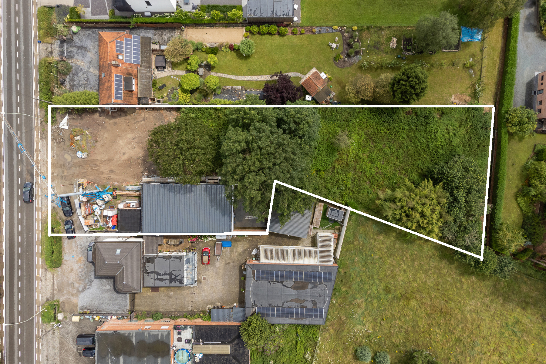 Magazijn met bouwgrond op een uitstekende locatie - foto 1