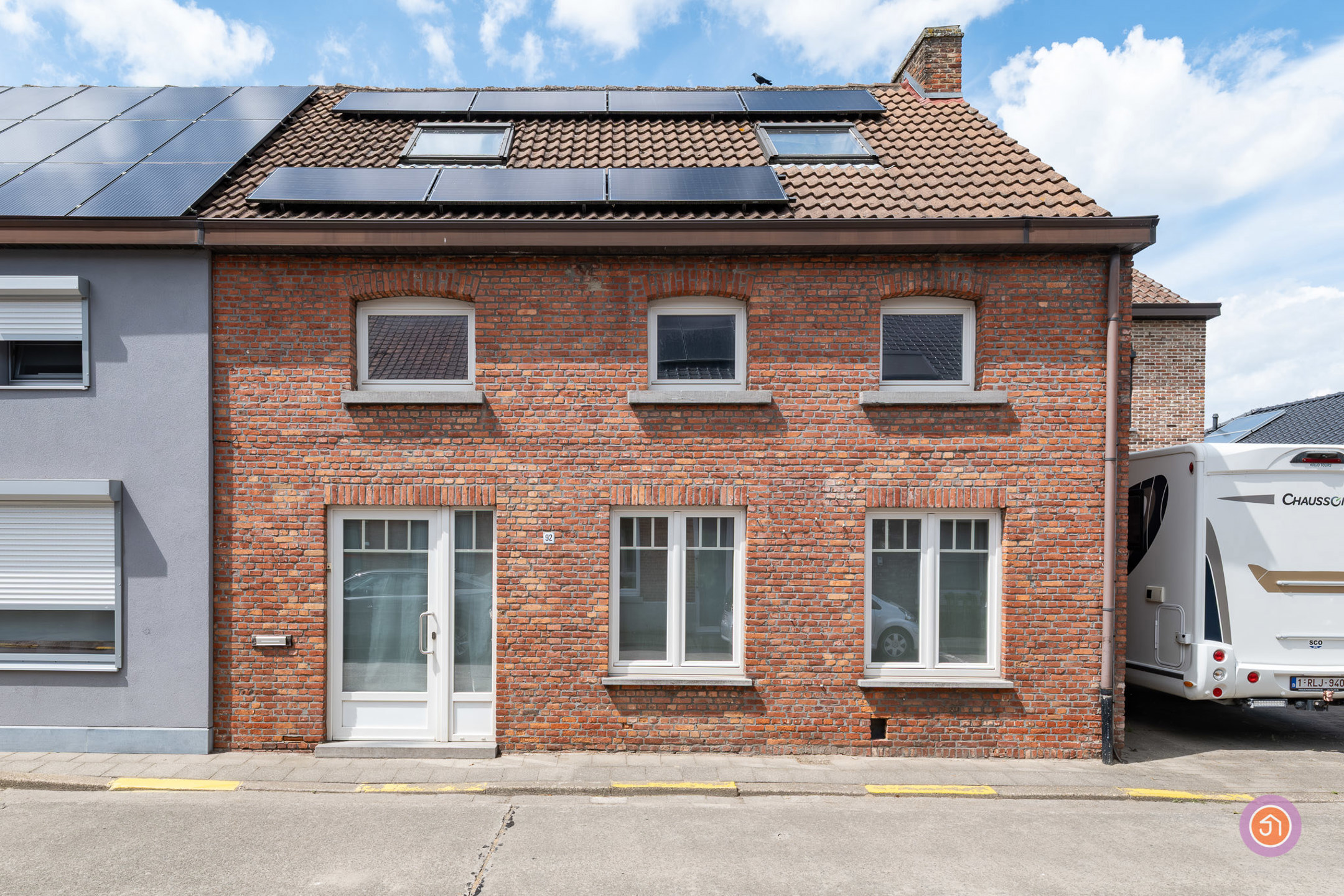 Ruime woning met garage op een prachtige locatie - foto 1