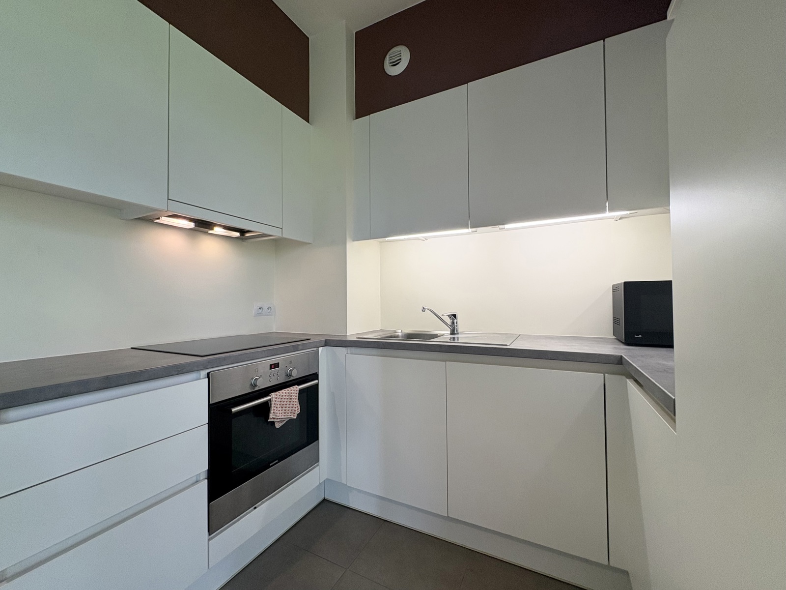 Prachtig appartement met twee slaapkamers + terras - foto 5