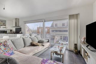 Appartement spacieux et lumineux avec 2 chambres complètes et une terrasse ensoleillée à vendre situé dans un endroit calme à Blankenberge, à vélo...