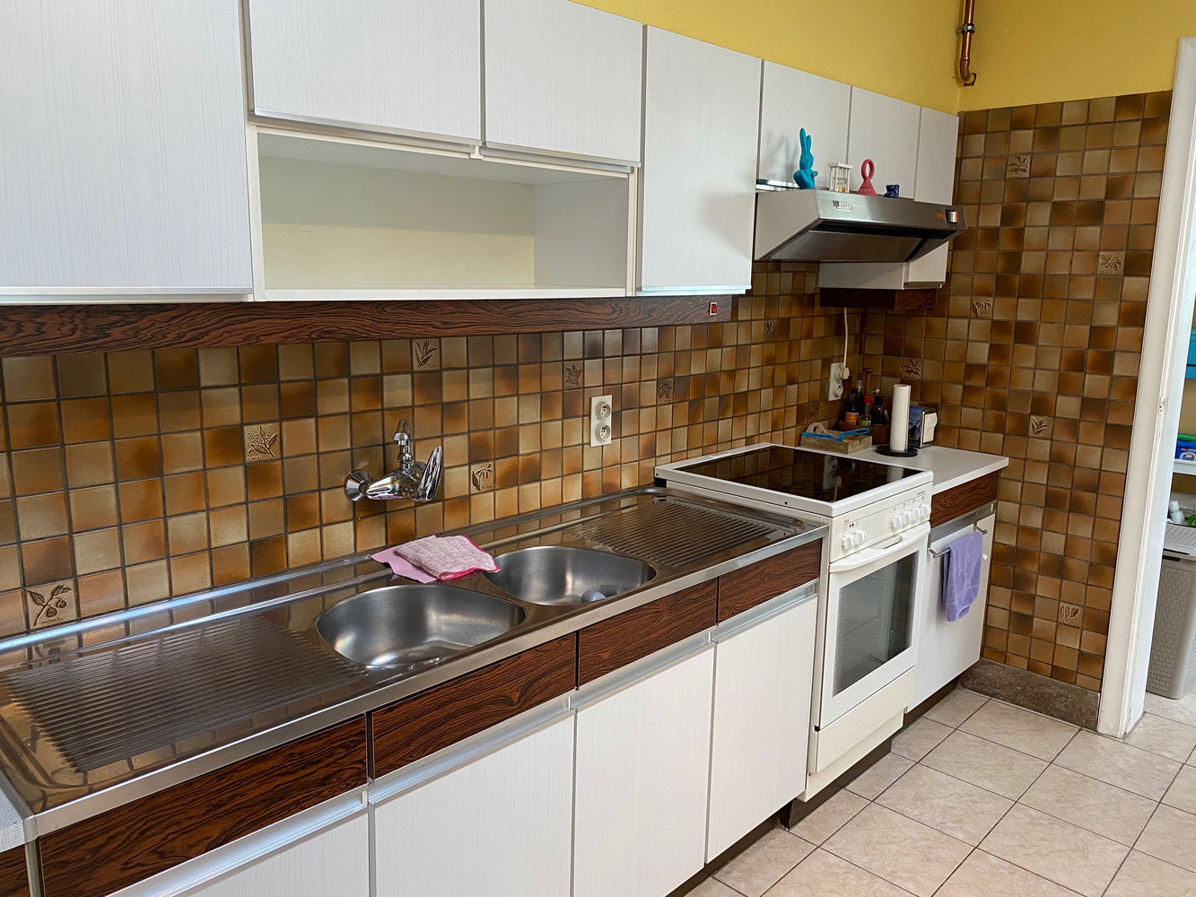 Betaalbare, goed gelegen en op te frissen starterswoning met stadstuintje. - foto 4