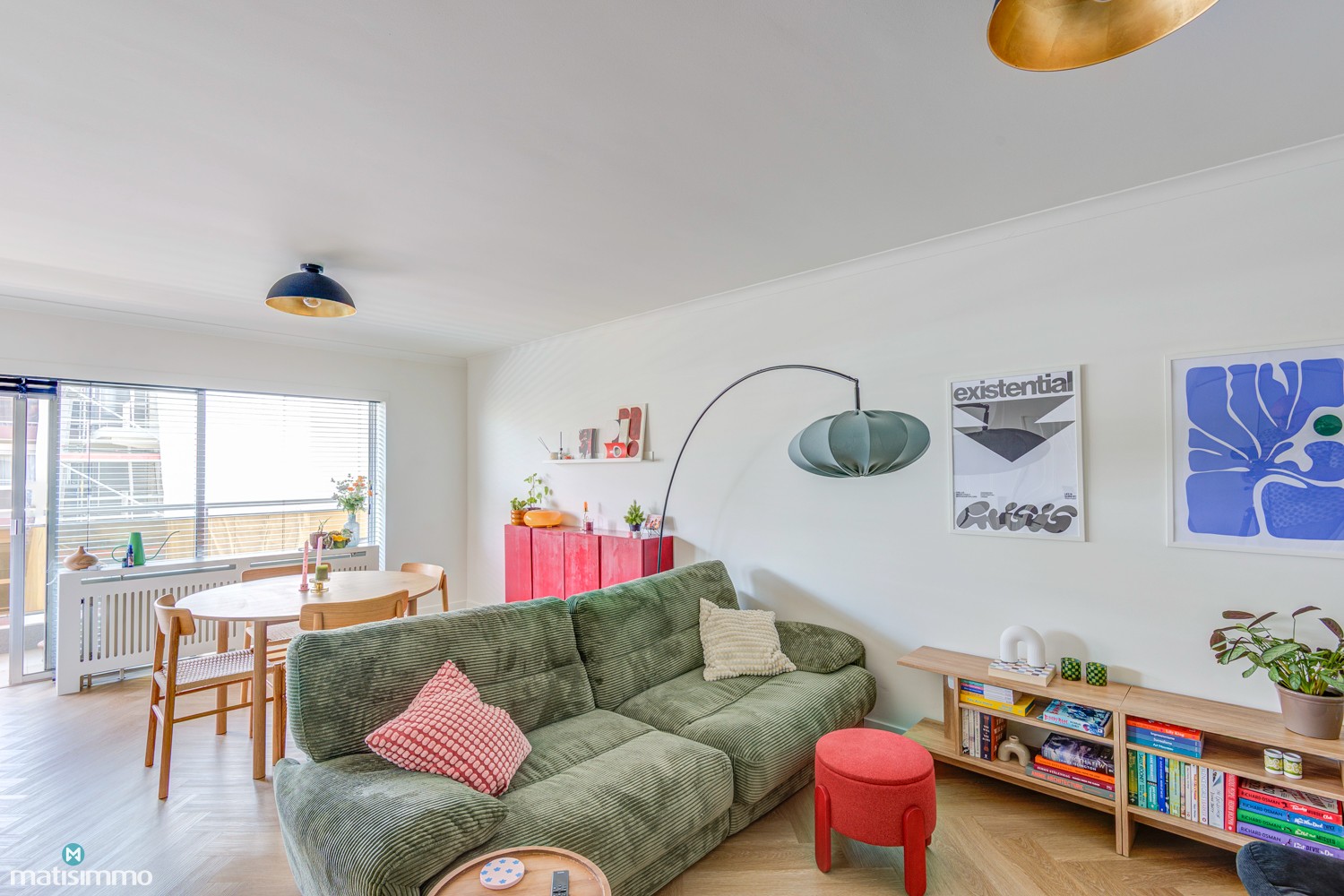 RECENT GERENOVEERD APPARTEMENT MET 2 SLAAPKAMERS, 2 TERRASSEN EN ZICHT OP HET GROEN IN DE KATARINAWIJK (OPTIONEEL: RUIME GARAGEBOX IN DE KELDERVERDIEPING) - foto 5