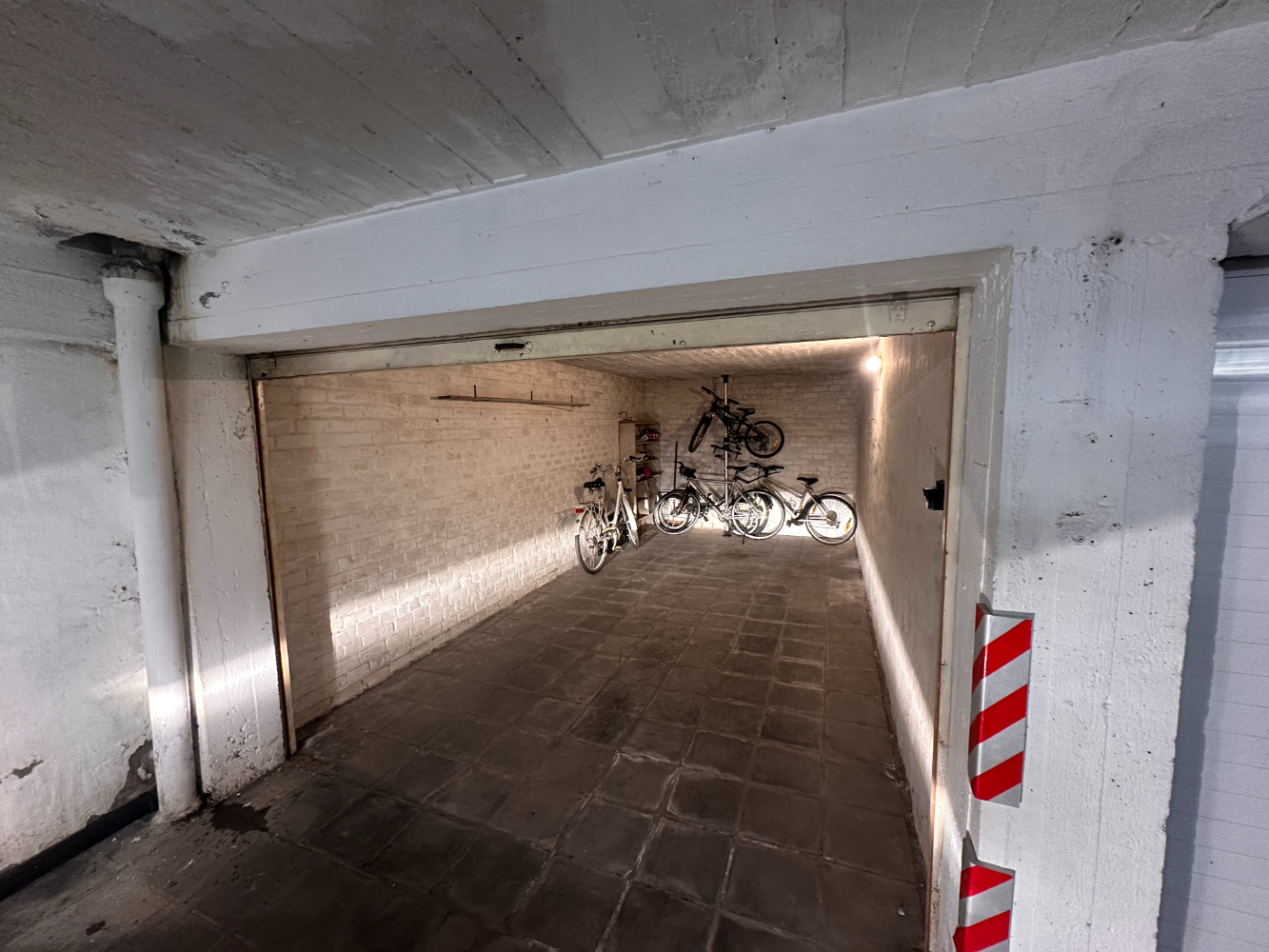 Ruime garagebox vlakbij het strand - foto 5