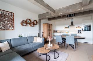 Stadsvibe en rust: energiezuinig appartement met terrasLocatieGelegen in alle rust aan de rand van de stad. In 10 minuten sta je op het Eilandje, met...