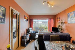 Te koop: verzorgd gesloten appartement in Mechelen, gelegen aan de stadsrand nabij scholen, openbaar vervoer en invalswegen.Dit appartement uit 1977...