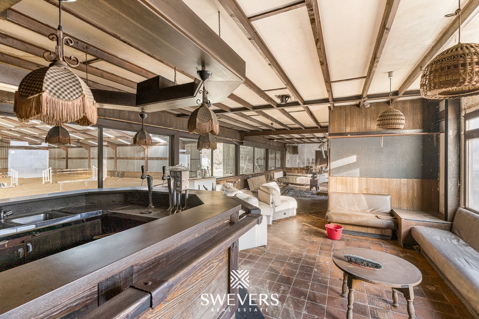 Uitzonderlijk vastgoed op 5ha 68a 41ca op toplocatie - foto 5