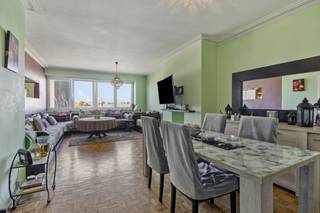 Ontdek dit lichtrijke, instapklare appartement ( 5e verdieping) gelegen aan de Josse Goffinlaan 199 in Sint-Agatha-Berchem. Met een oppervlakte...