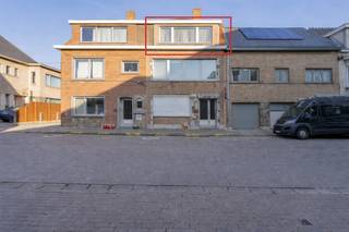 Vous cherchez la combinaison parfaite entre un logement confortable et un emplacement stratégique ? Albert Immo vous présente cet appartement...