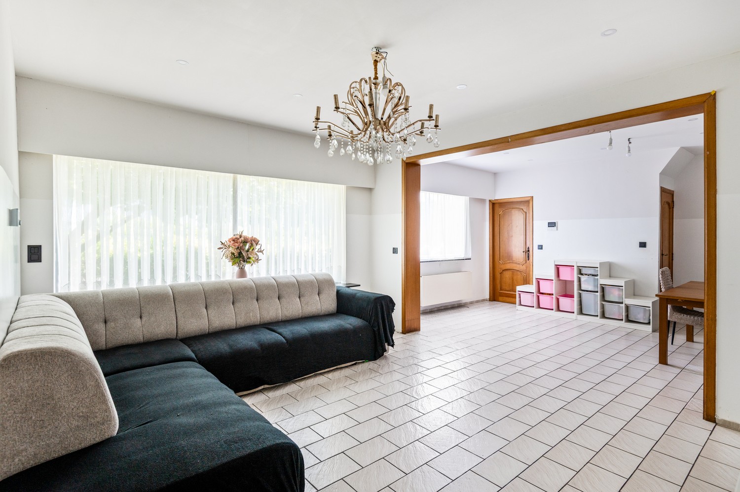 Te renoveren woning met veel potentieel in Ranst! - foto 5