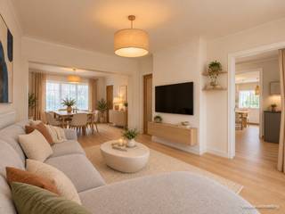 <strong>TE RENOVEREN HALFOPEN BEBOUWING</strong> vormt een interessante opportuniteit voor wie op zoek is naar een <strong>BETAALBARE WONING MET POTENTIEEL</strong> en de vrijheid om deze volledig naar eigen smaak en hedendaagse woonnormen te vernieuwen. De woning beschikt over <strong>GEZELLIGE LEEFRUIMTES, 3 VOLWAARDIGE SLAAPKAMERS</strong>, een inpandige <strong>GARAGE </strong>en een grote <strong>ZOLDERRUIMTE</strong> die bijkomende mogelijkheden biedt. De bestaande indeling vormt een mooie basis voor een grondige renovatie en verdere optimalisatie. Buiten geniet u van een volledig afgesloten <strong>ZUIDWESTGERICHTE STADSTUIN</strong> met terras en tuinhuis: een aangename buitenruimte met privacy en een gunstige oriëntatie. De woning bevindt zich in een <strong>RUSTIGE</strong> doch heel <strong>CENTRALE</strong> omgeving, op korte afstand van het<strong> CENTRUM VAN OUDENAARDE</strong>, HET STATION, SCHOLEN EN VOORZIENINGEN. Een absolute troef.<br /><br />Kom snel zelf de mogelijkheden van deze woonst ontdekken. Contacteer ons voor meer informatie of een bezichtiging!<br /><br />Adres: Hendrik Consciencestraat 15 te Oudenaarde<br /><br />Renovatieplicht van toepassing; P-score: C, G-score: C; Bestuursmaatregelen in maatregelenregister: neen; Vrij bij akte