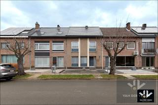 TROEVEN: * Meest gezochte AAA-locatie van Hasselt * Kindvriendelijke omgeving op een boogscheut van het centrum, stadspark, scholen,... * Ruime...