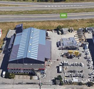 Localisation idéaleSitué à Grâce-Hollogne, dans une zone stratégique à deux pas de l’autoroute, ce bâtiment d’exception offre un accès rapide aux...