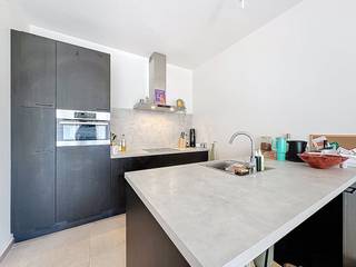 Ce lumineux appartement d'une chambre à louer est situé dans la Generaal Lemanstraat (Residentie Grand Yard) à Anvers. De plus, l'accessibilité...