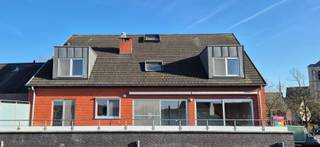 Duplex-appartement met 3 slaapkamersIn het hart van Wezemaal, aan het Wezemaalplein, met alle voorzieningen zoals winkels, scholen, openbaar vervoer...