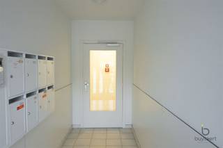 RUIME LICHTRIJKE PRAKTIJK IN EEN GELIJKVLOERSAPPARTEMENT MET PRIVÉ-TUIN;Ontdek deze eigentijdse praktijk/appartement van ca. 95 m² met veel...