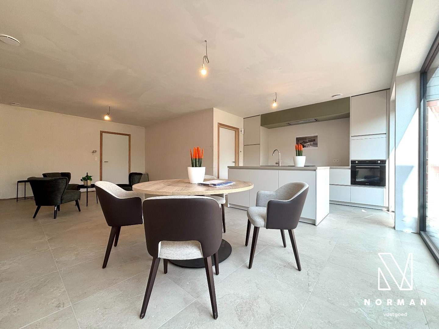 House for sale in Kortrijk with 5 bedrooms - photo 2