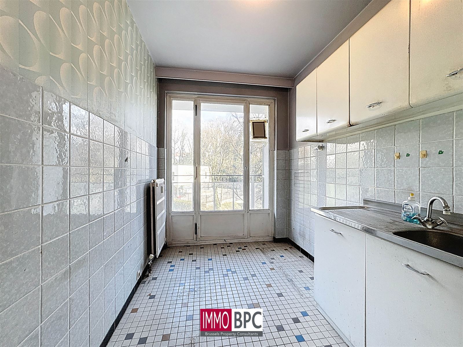 Appartement met ruim terras in hartje Ukkel en garagebox - foto 5