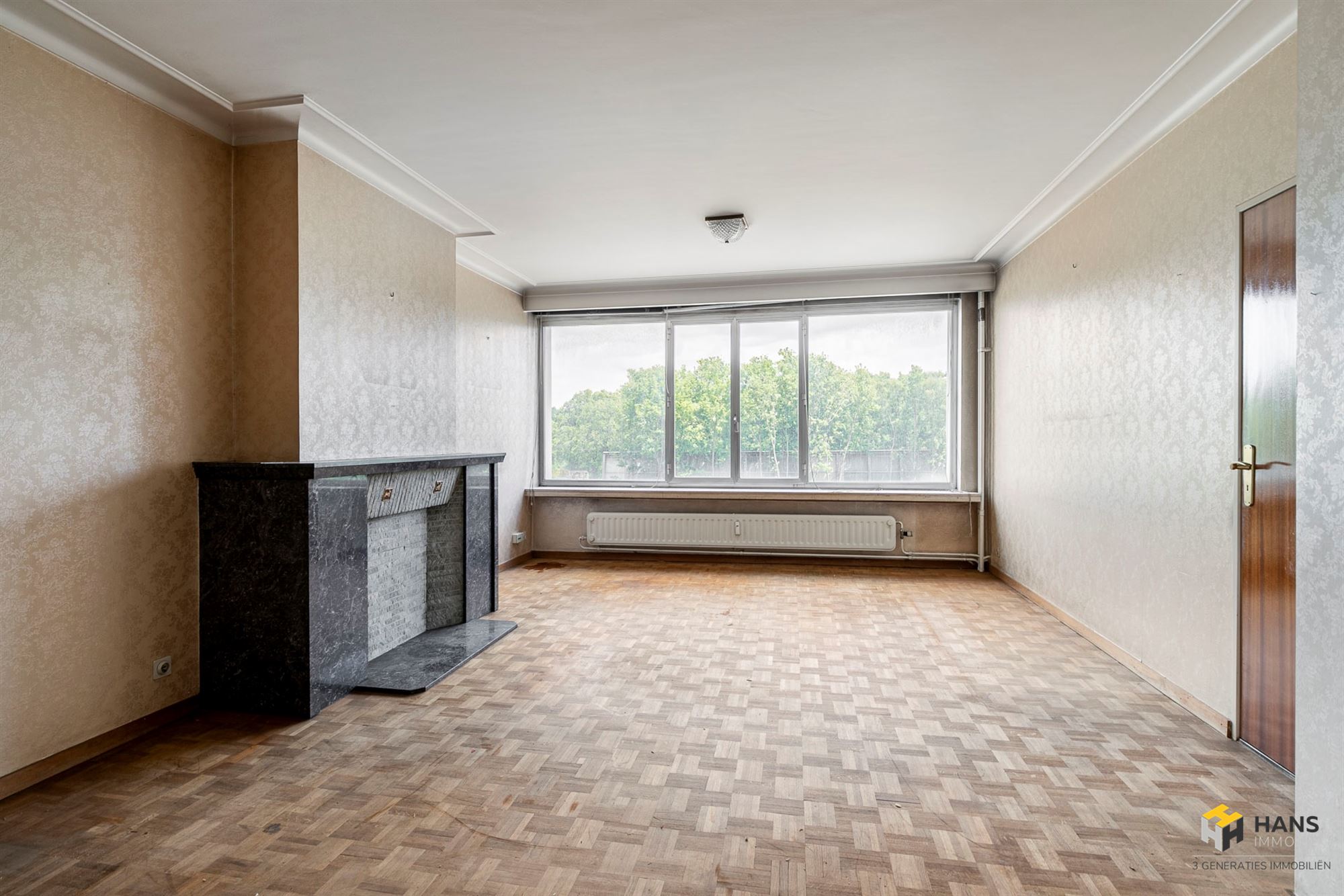 Te renoveren appartement (108 m²) met 2 slaapkamers en terras (5 m²) in Deurne. - foto 4