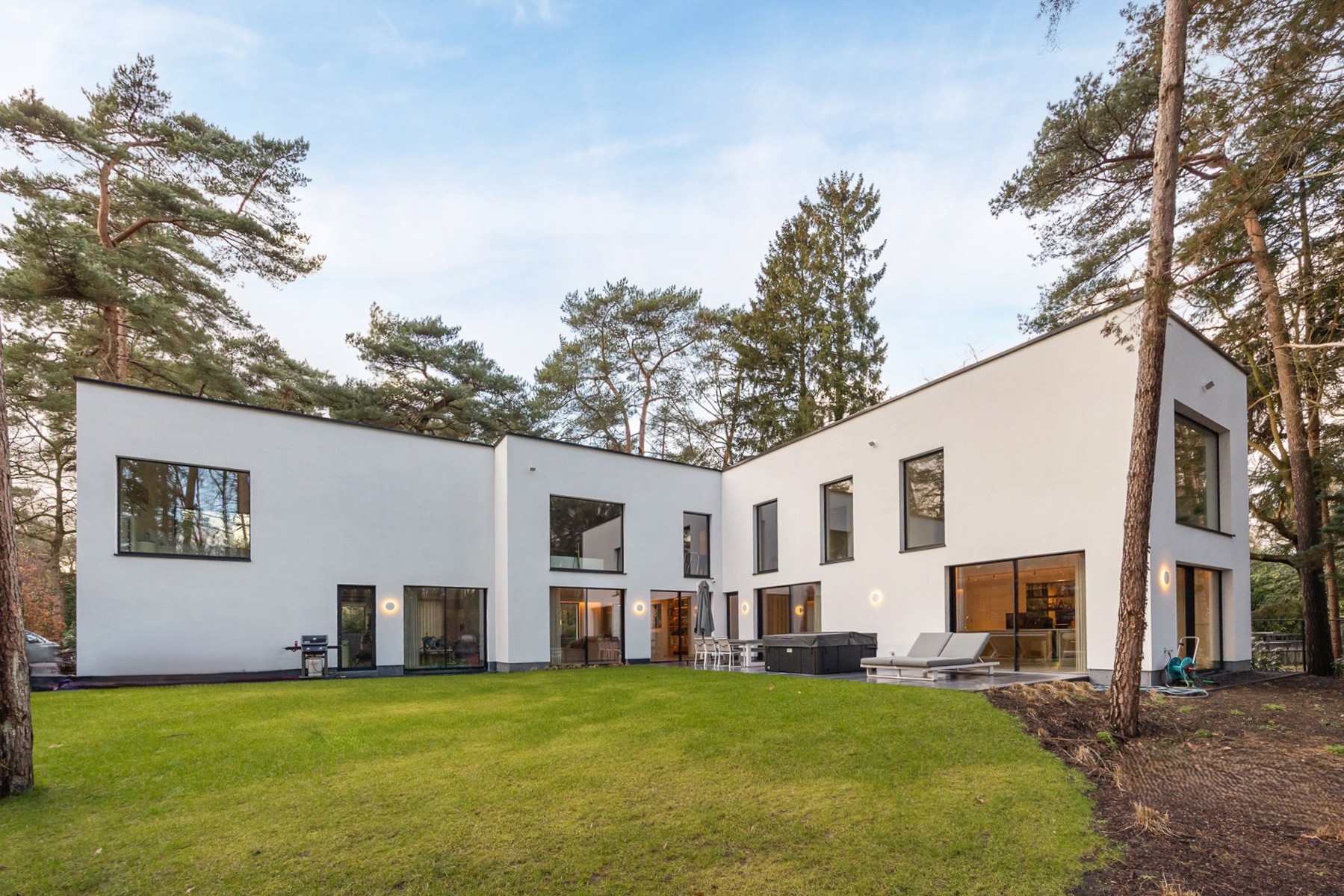 ENERGIE-EFFICIËNTE LUXE VILLA AAN UITZONDERLIJKE PRIJS - foto 3
