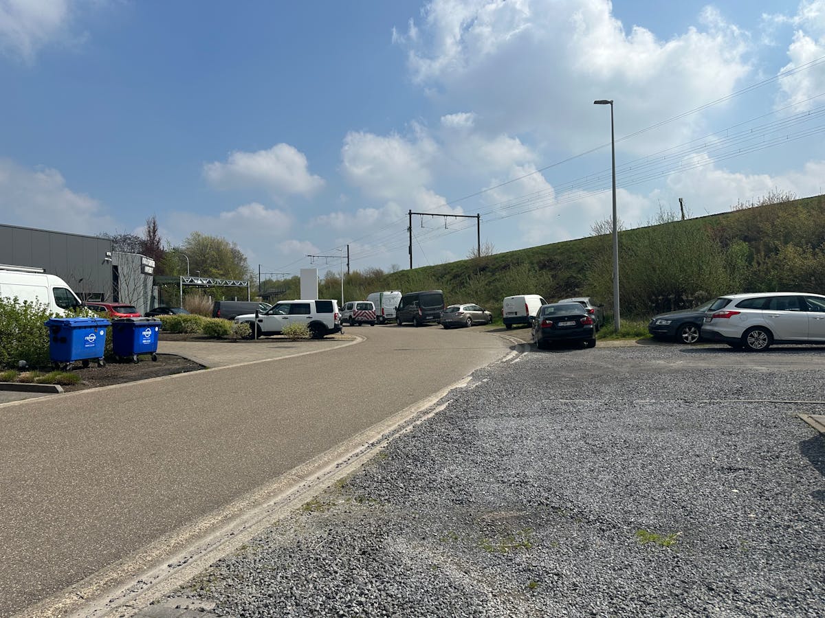 40 m² office with 10 parking spaces in Hasselt - photo 4