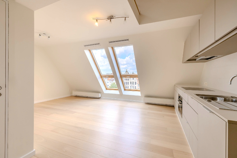 Instapklaar dakapartement (1 slpkr) op de Grote Markt van Lier - foto 2