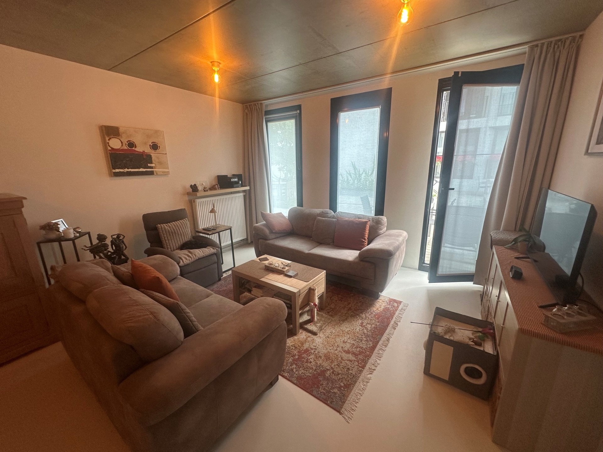 Exclusieve moderne woning met gemeenschappelijke binnentuin en ondergrondse autostaanplaats.  - foto 4