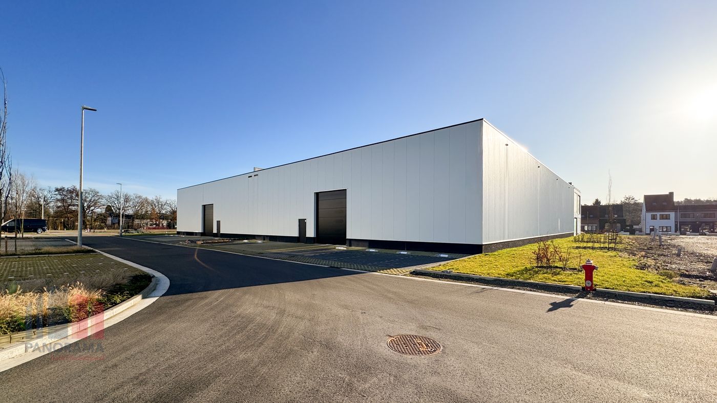 Nieuwbouw bedrijfsgebouw van 1.690 m² met uitstekende bereikbaarheid én visibiliteit - photo 3