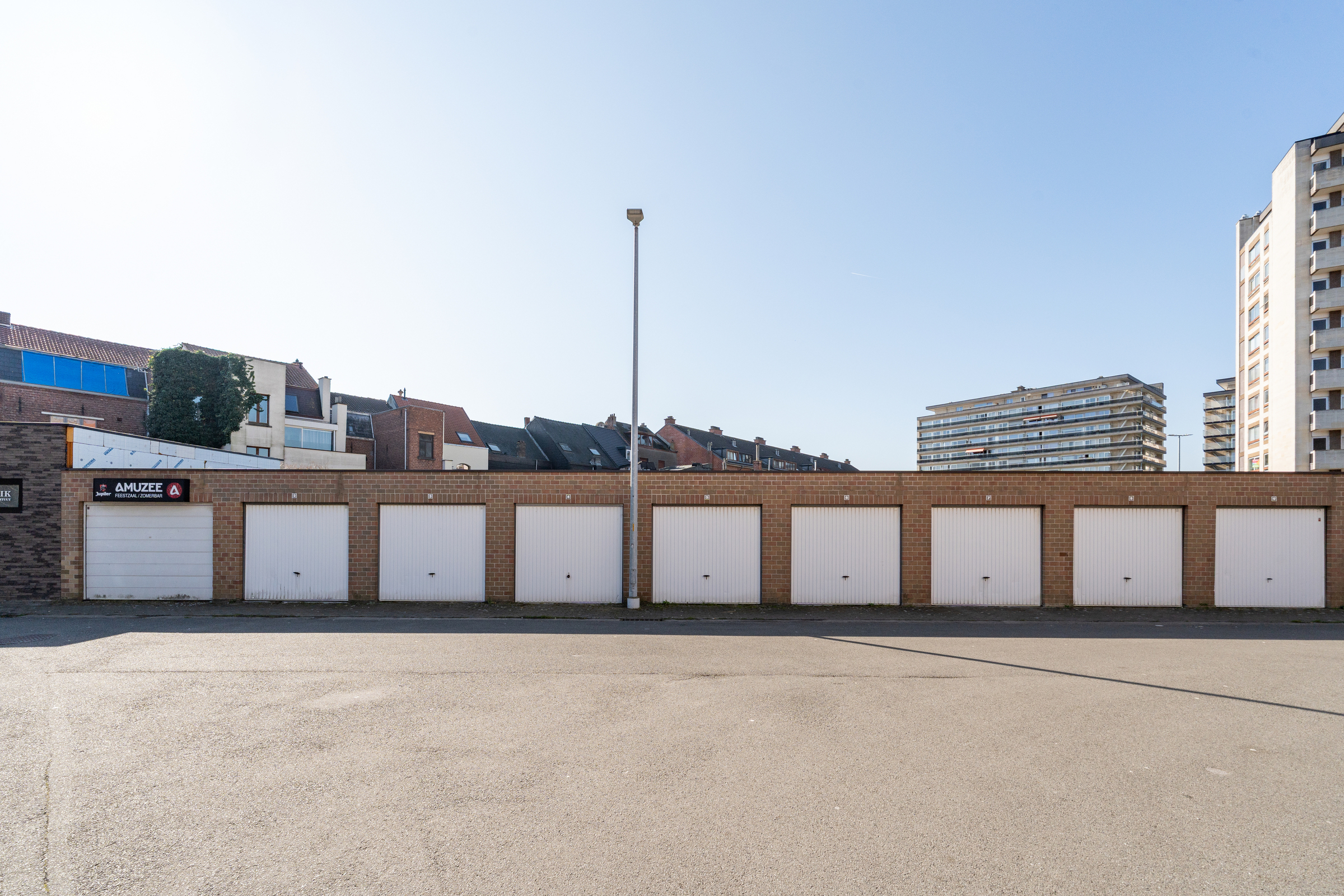 Gesloten garage naast station Dendermonde - foto 3