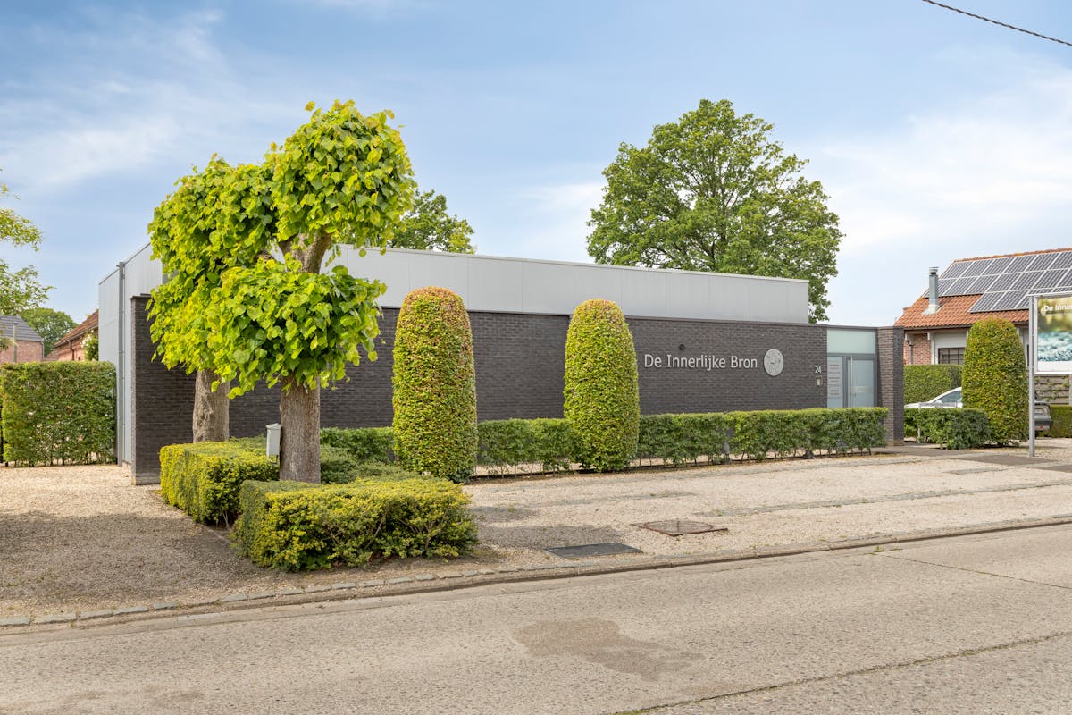 Charmant gerenoveerde hoeve met polyvalente praktijkruimte! - foto 4