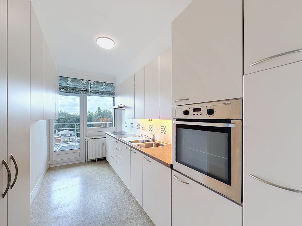 Lichtrijk appartement met dubbel terras in Sint-Amandsberg - foto 4