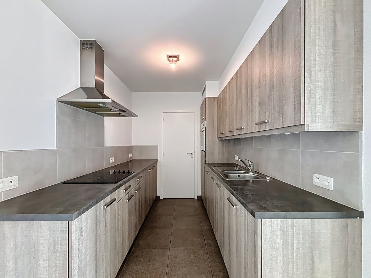 Eeklo Centrum: Instapklaar 1-slaapkamerappartement met garagebox - foto 5