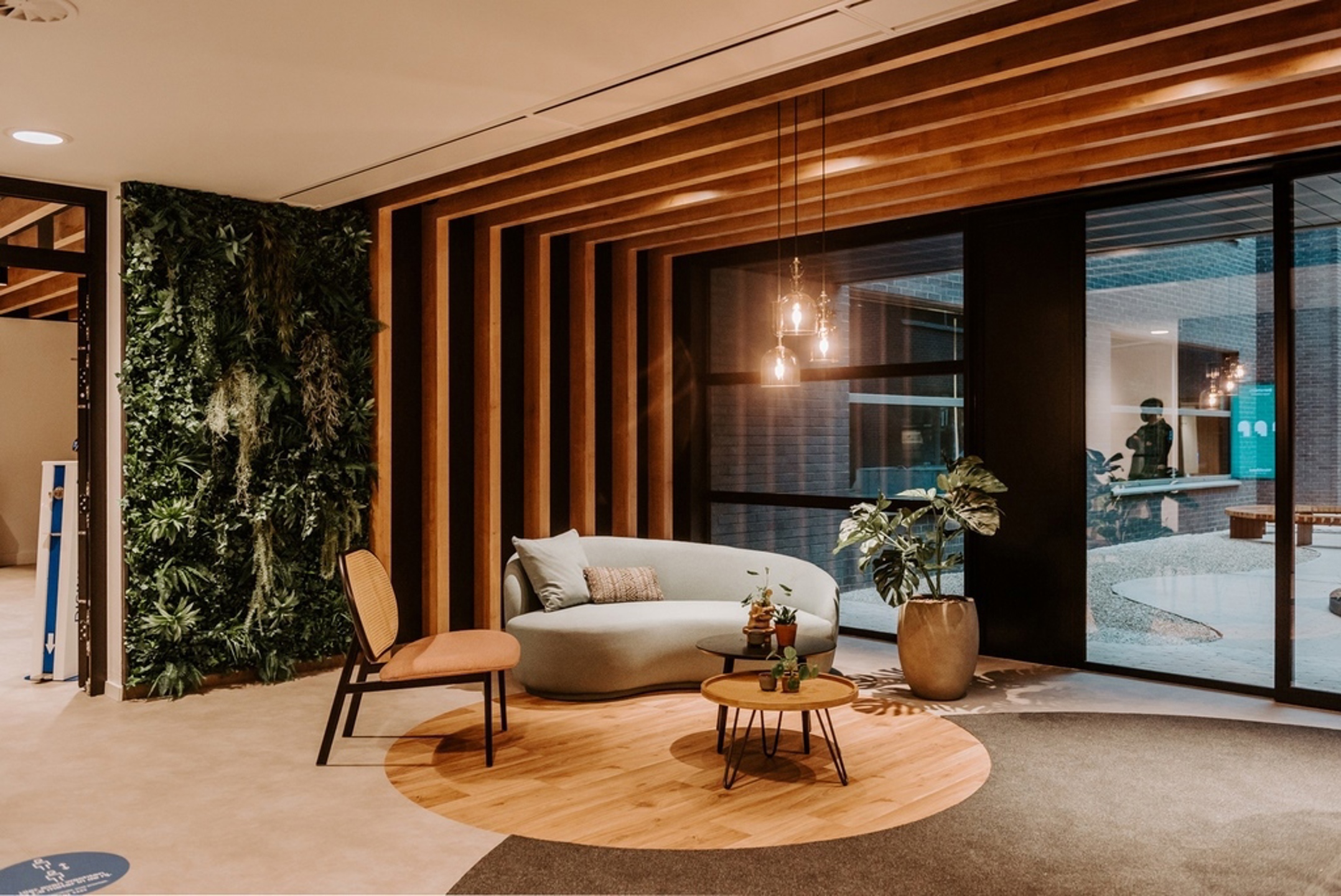 Kantoor te huur 535 m² op de gelijkvloerse verdieping - foto 4