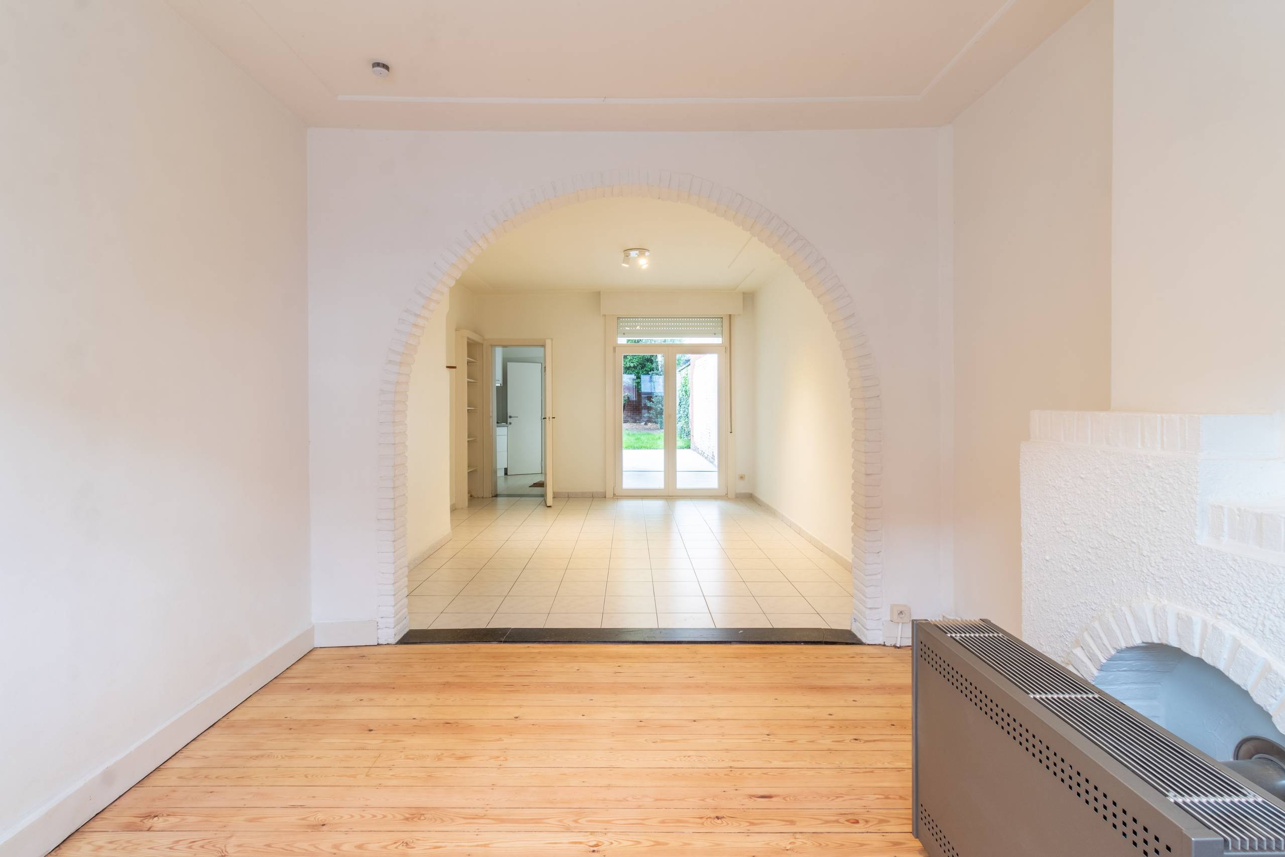 Gezinswoning met 4 slaapkamers en tuin in Wilrijk! - foto 5