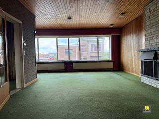   Deze ruim te renoveren woning met gevel breedte van 7 meter  bevindt zich op een zuid georiënteerde perceel van 376 m² pal in het centrum...