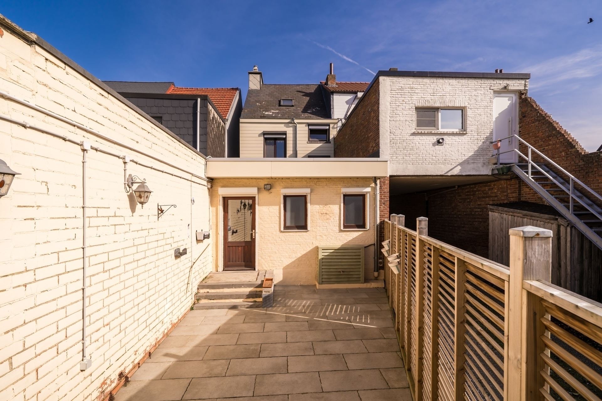 Eengezinswoning met 3 slpks en toegang via de tuin! - foto 4