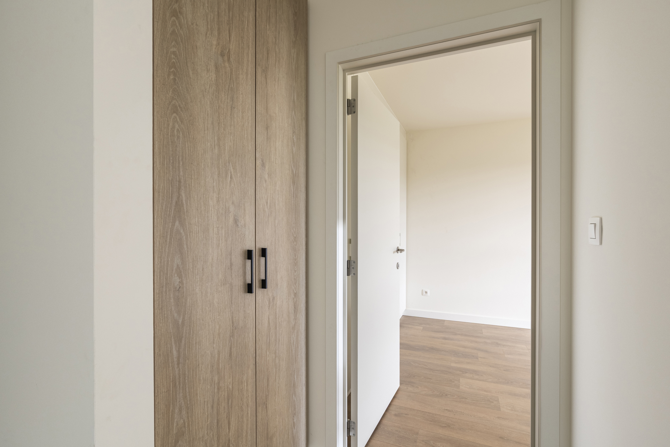 Stijlvol gelijkvloers 2 SLPK appartement met vrij zicht - foto 5