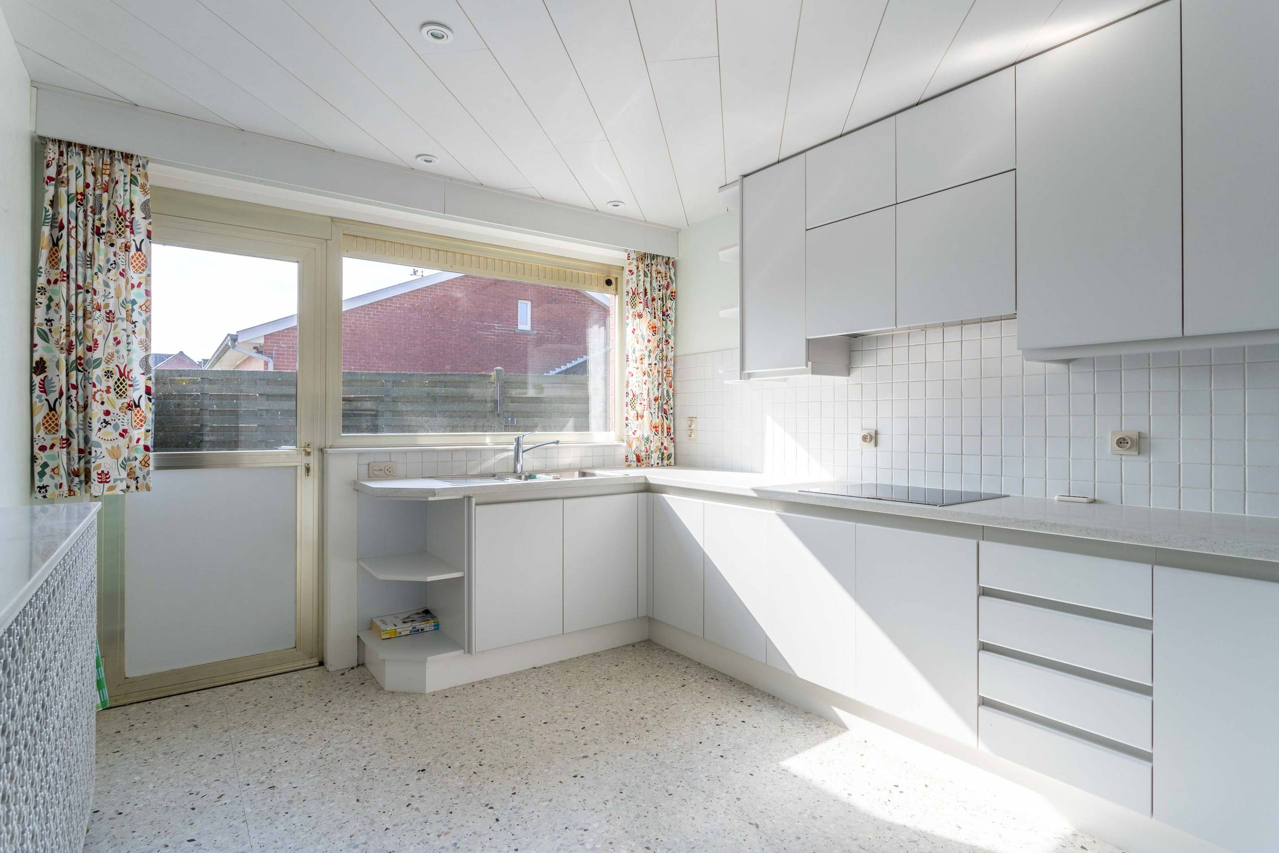Rollegem: ruime gelijkvloerse woning in een landelijk kader - foto 4