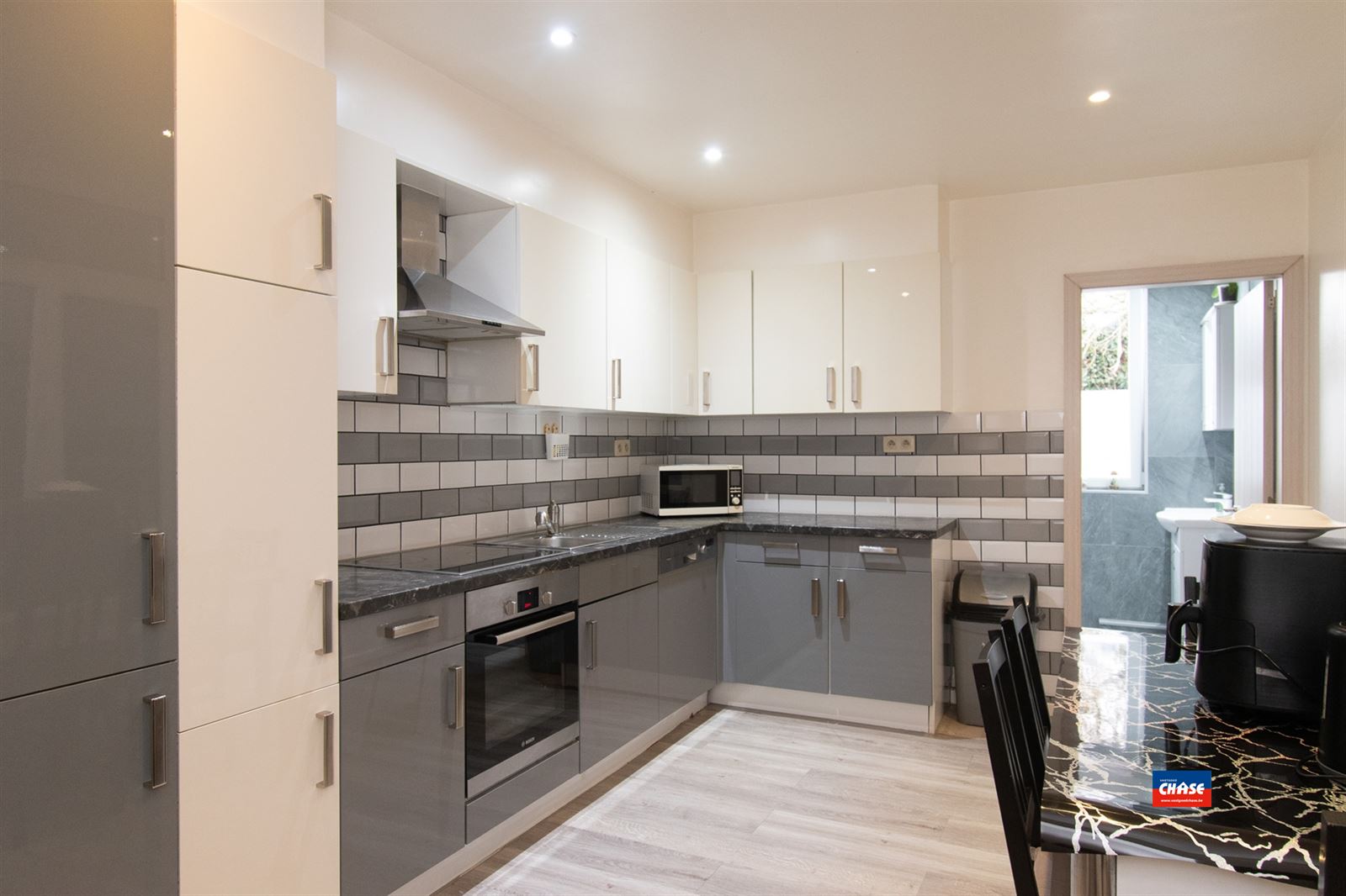 Gezinswoning met 4 tot 5 slpks en tuin  - foto 5