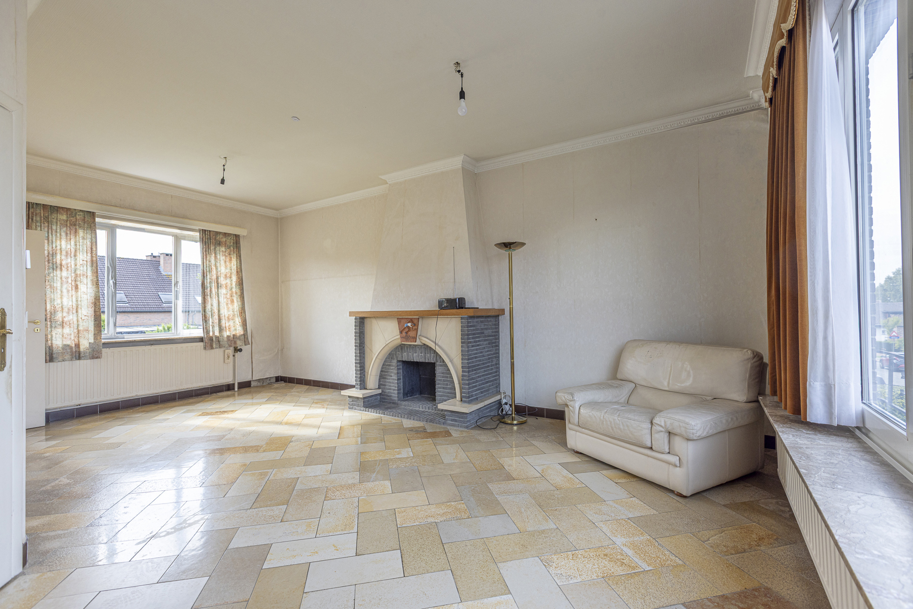 Gezinswoning met leuke tuin, garage en 3 slaapkamers. - foto 3